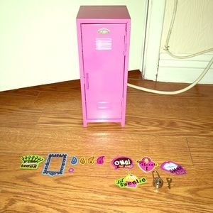 Secret Locker-good condition-new